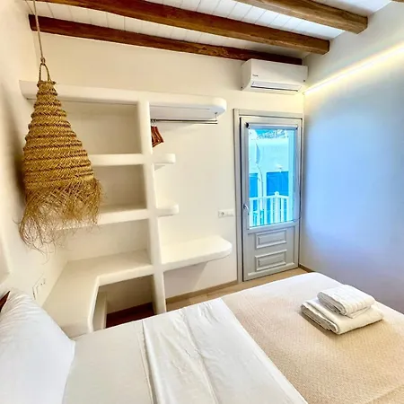 Апартаменты Mykonos Down Town *