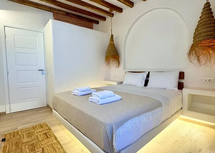 Mykonos Down Town Apartament